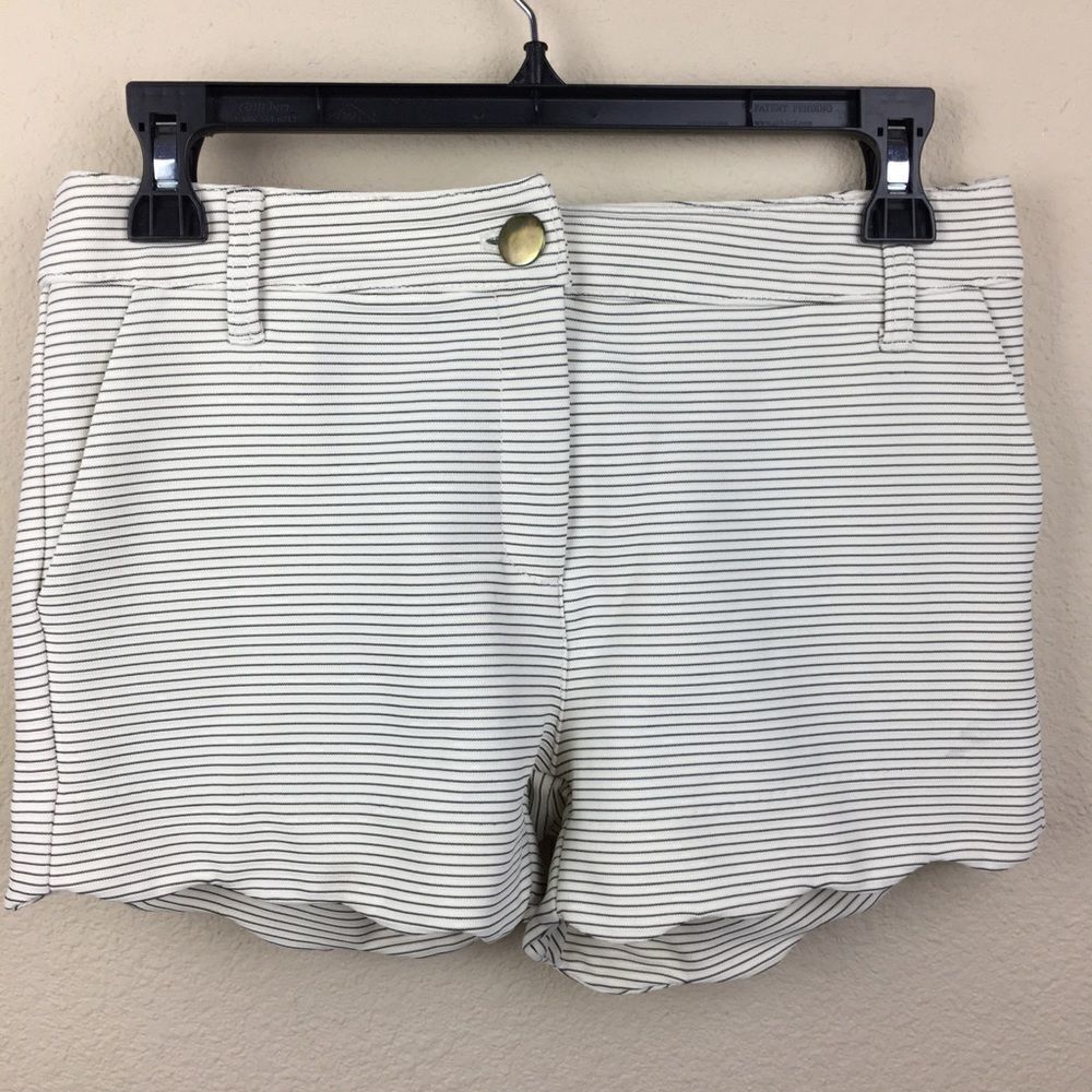 Cream and Blue Pinstriped Scalloped Shorts Size S